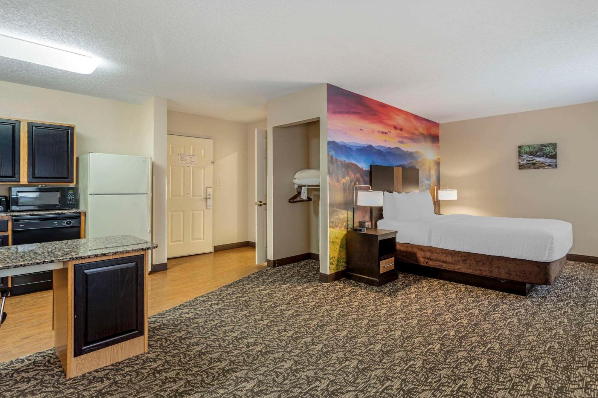 MainStay Suites Centro de Conferencias Pigeon Forge Exterior foto